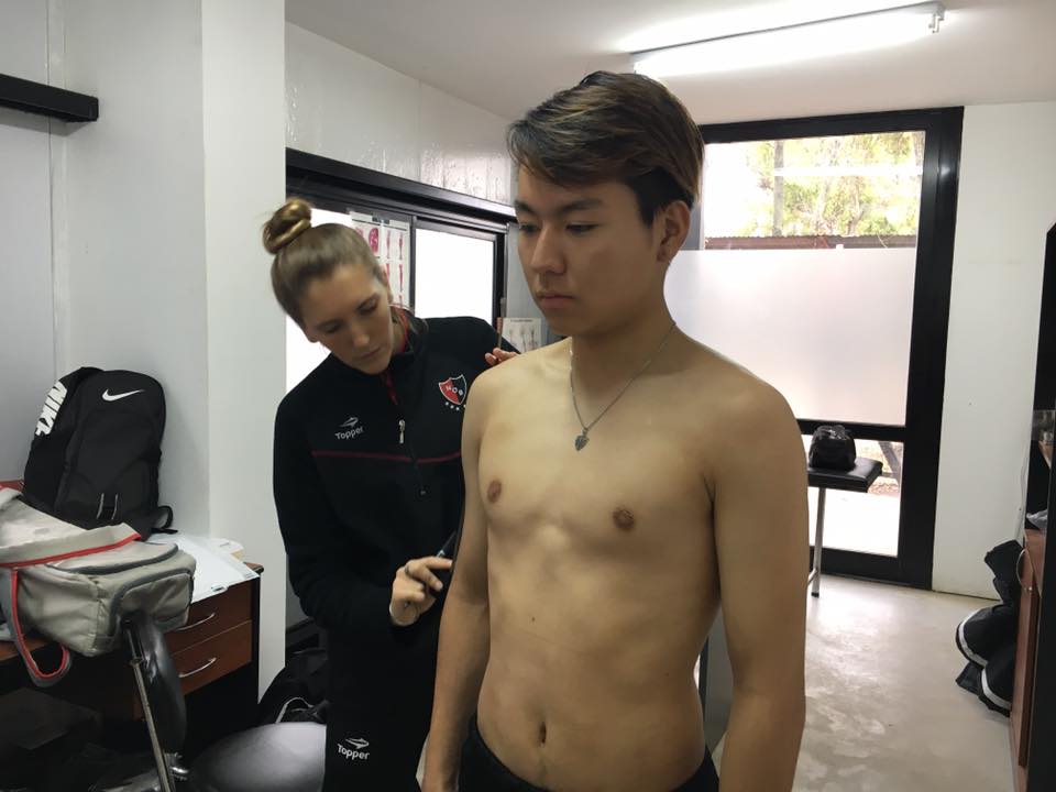 8 Jovenes De Japon Un Año En Newells - foto 8