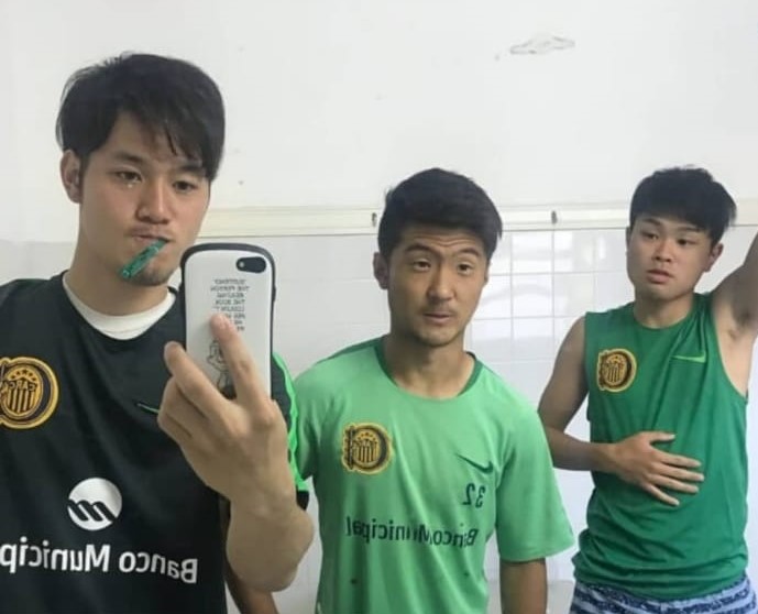 Jovenes Futbolistas Japoneses En Rosario Central - foto 4
